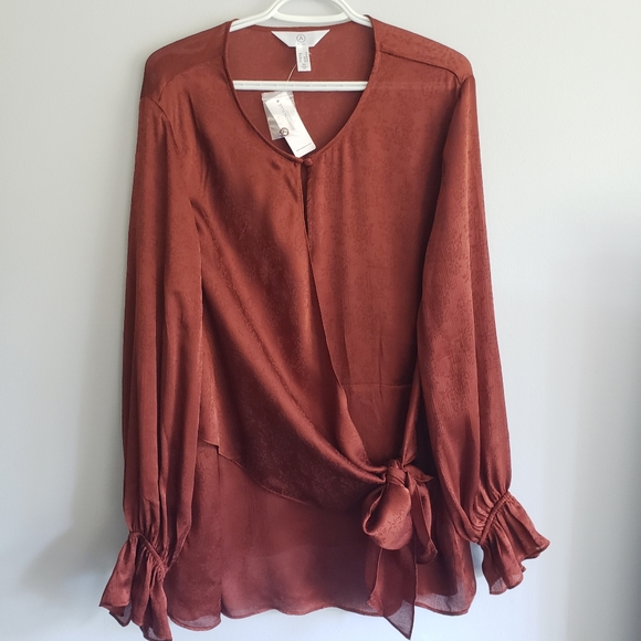 Additionelle Silky Jacquard Tie Front Wrap Top - Picture 7 of 11